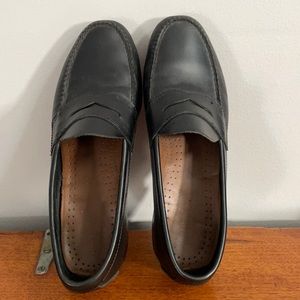 G.H. Bass Weejuns Black Loafers